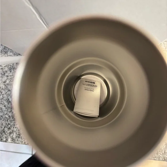 Hydro Flask Sage Travel Bottle - Picture 5 of 6